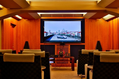 Aria Hotel image 34