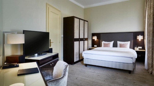Aria Hotel image 7
